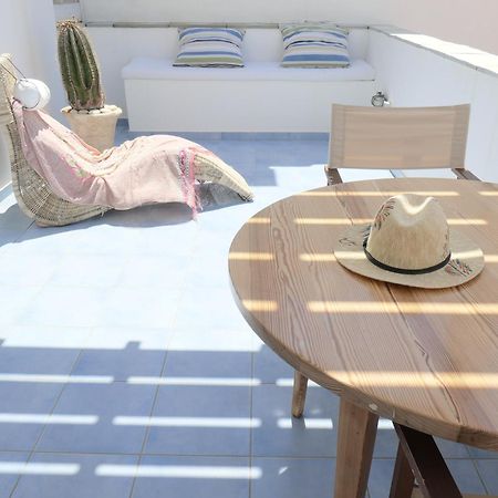 Inaxos Studios, Viewing Apollo Temple. Naxos City Экстерьер фото